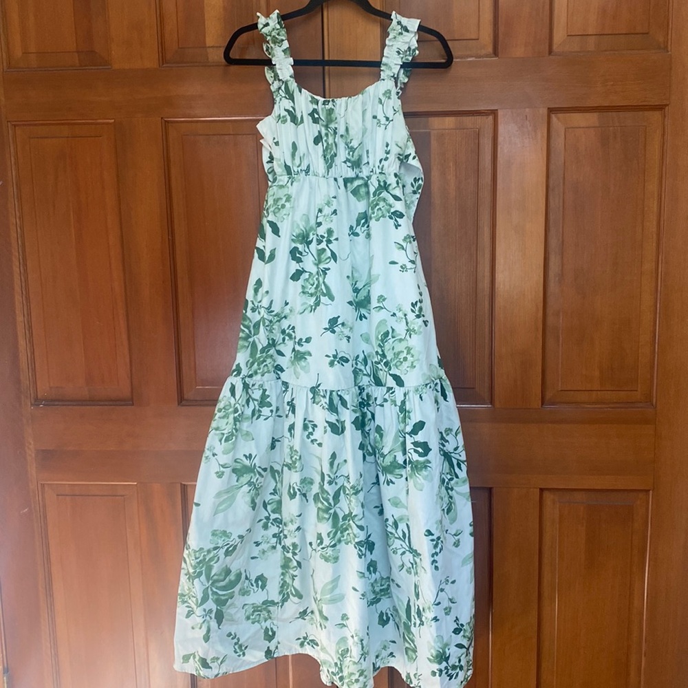 green emerald velvet dress Abercrombie & Fitch Green Satin Smocked Back Front Slit Dress- Size XL –  The Saved Collection